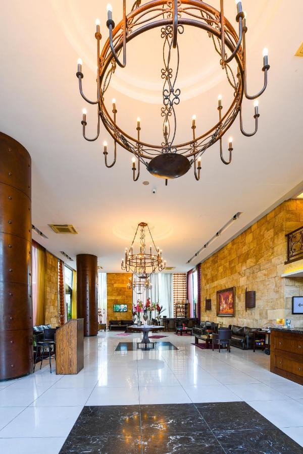 Reston Hotel Jounieh Exterior foto