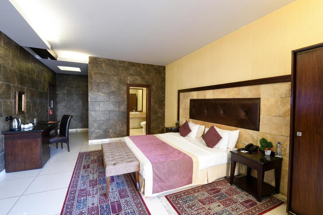 Reston Hotel Jounieh Exterior foto