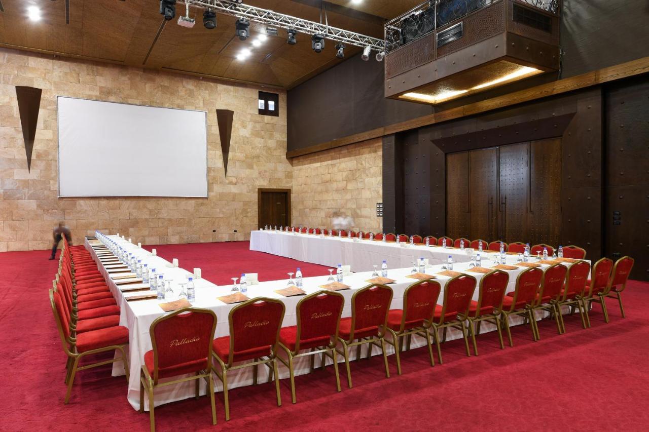 Reston Hotel Jounieh Exterior foto