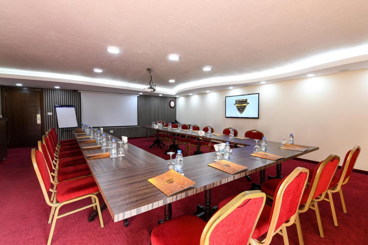 Reston Hotel Jounieh Exterior foto