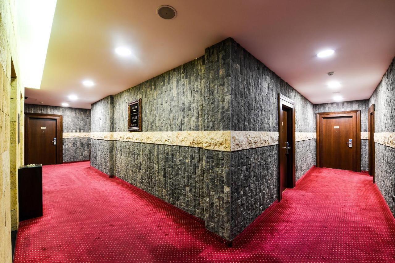 Reston Hotel Jounieh Exterior foto